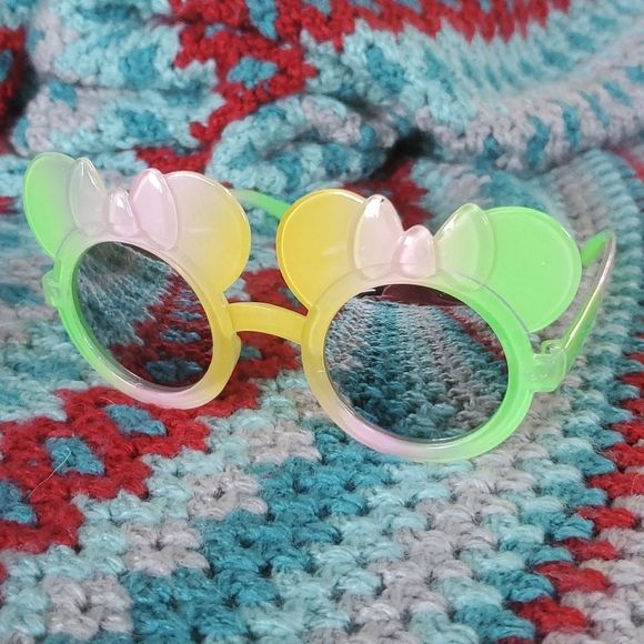 NEW MOUSE EARS WITH BOW CHILDREN'S SUNGLASSES - Picture 1 of 3